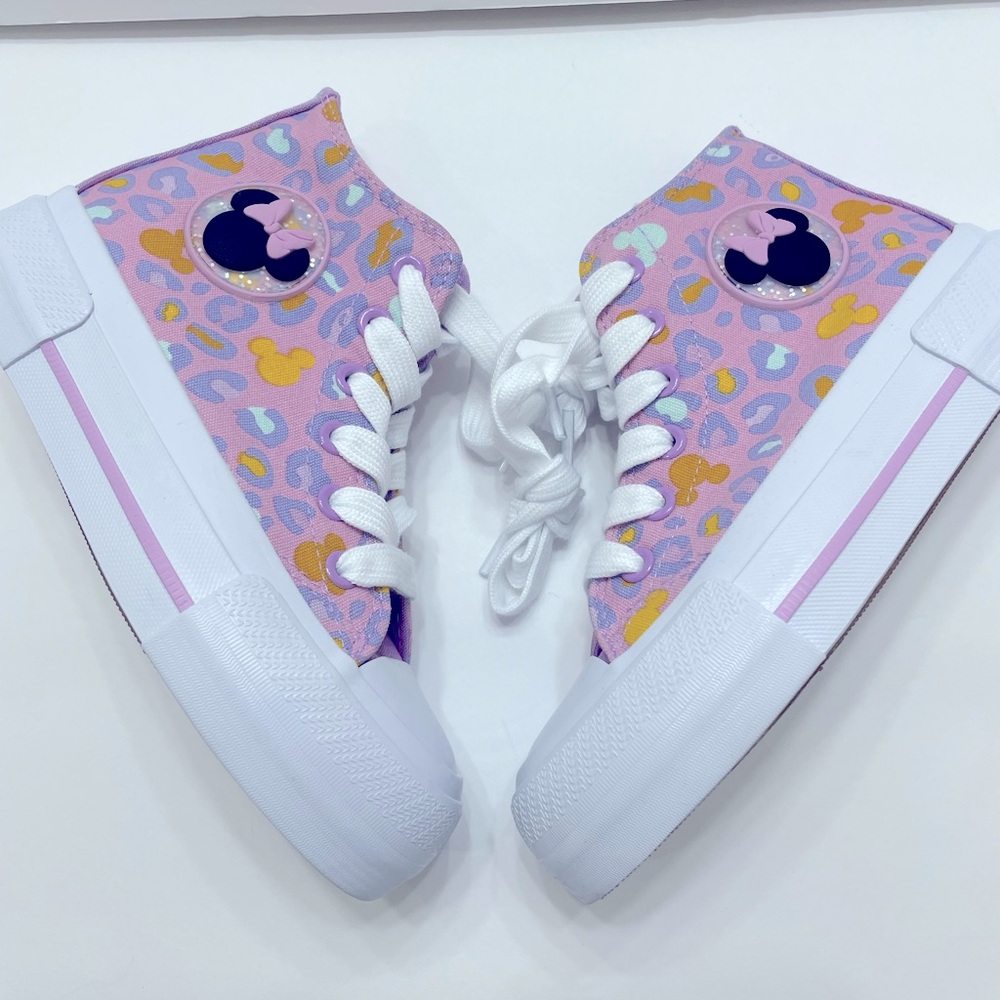 Minnie Mouse high top sneakers